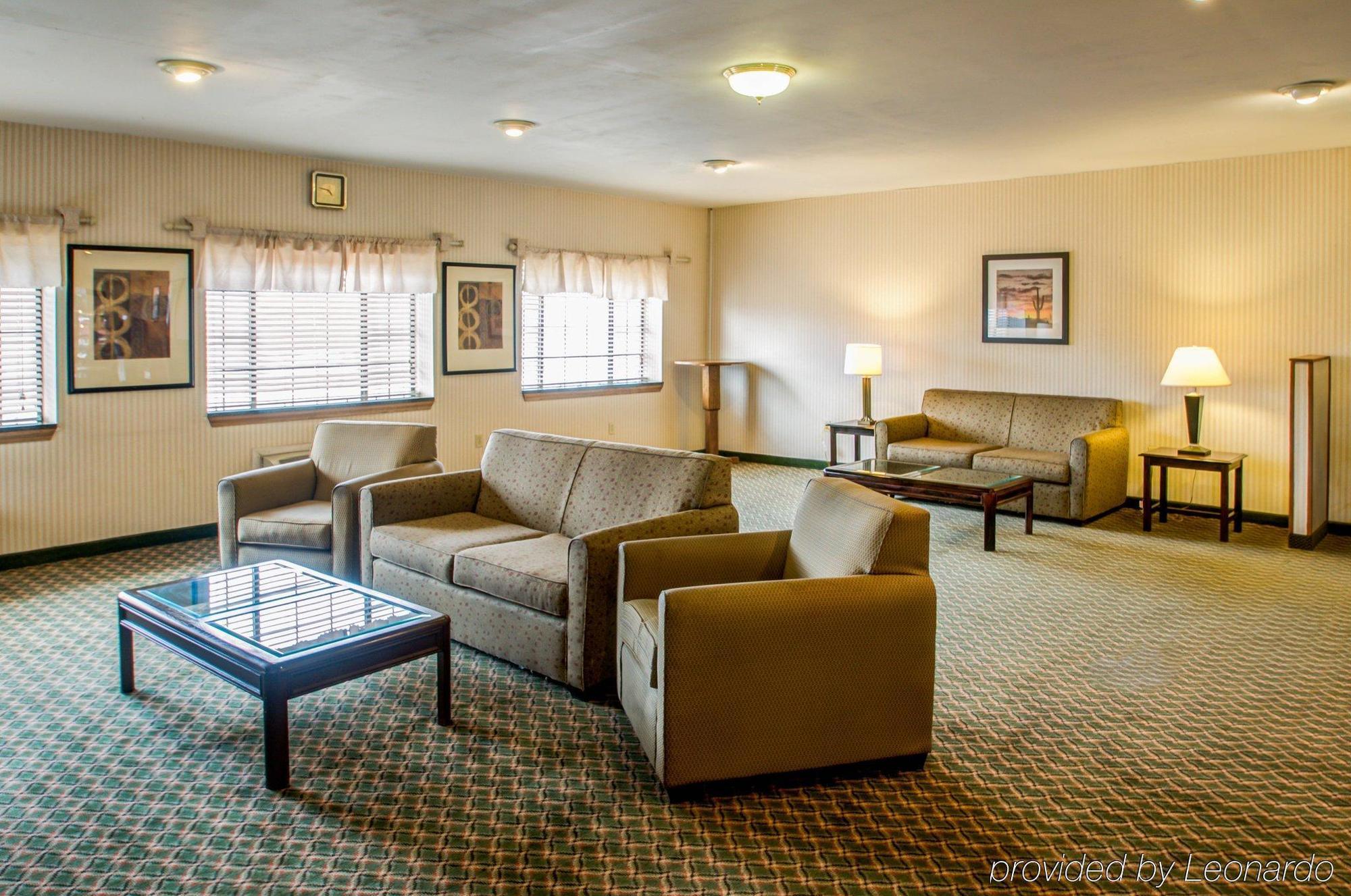 Quality & - I-40 Hotel 3*