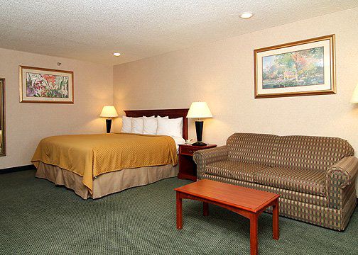 Quality & - I-40 Hotel 3*